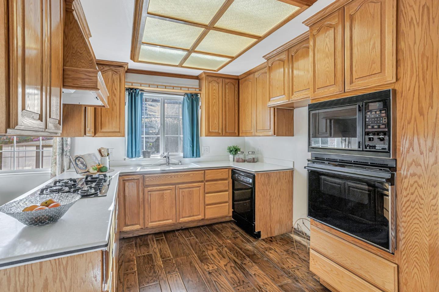 Detail Gallery Image 17 of 42 For 1610 Willowbrook Dr, San Jose,  CA 95118 - 3 Beds | 2 Baths