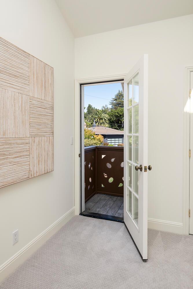 Detail Gallery Image 21 of 38 For 1701 Francis Ct, Belmont,  CA 94002 - 3 Beds | 2 Baths