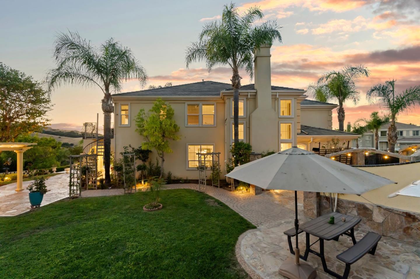 Detail Gallery Image 102 of 112 For 2180 Bellington Ct, San Jose,  CA 95138 - 5 Beds | 3/1 Baths