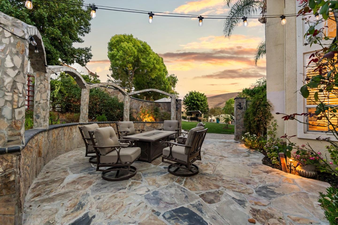 Detail Gallery Image 110 of 112 For 2180 Bellington Ct, San Jose,  CA 95138 - 5 Beds | 3/1 Baths