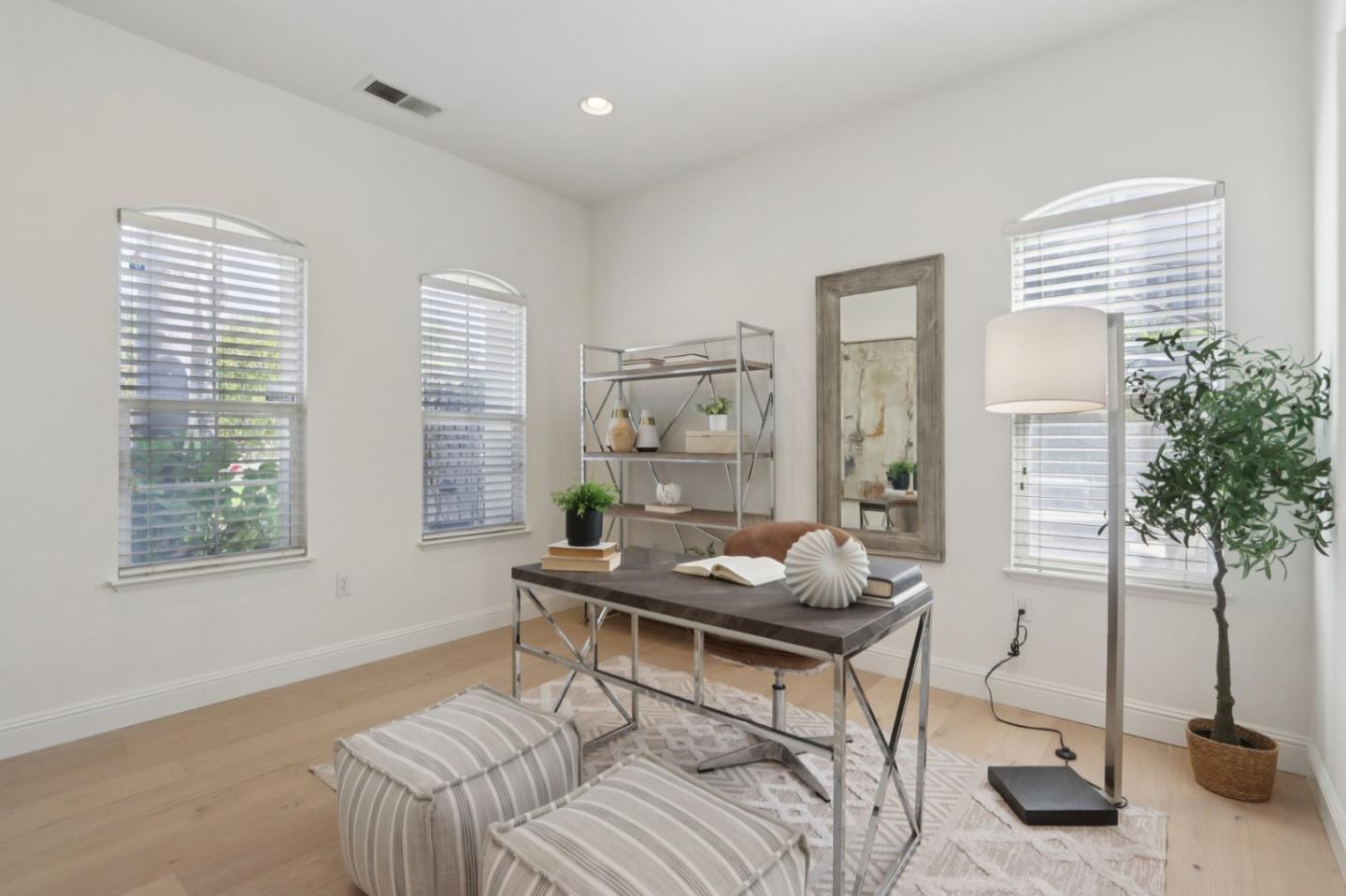 Detail Gallery Image 25 of 112 For 2180 Bellington Ct, San Jose,  CA 95138 - 5 Beds | 3/1 Baths
