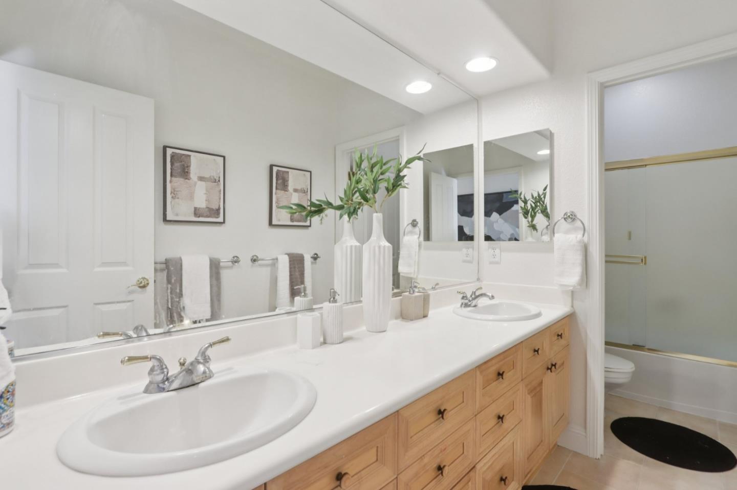 Detail Gallery Image 35 of 112 For 2180 Bellington Ct, San Jose,  CA 95138 - 5 Beds | 3/1 Baths