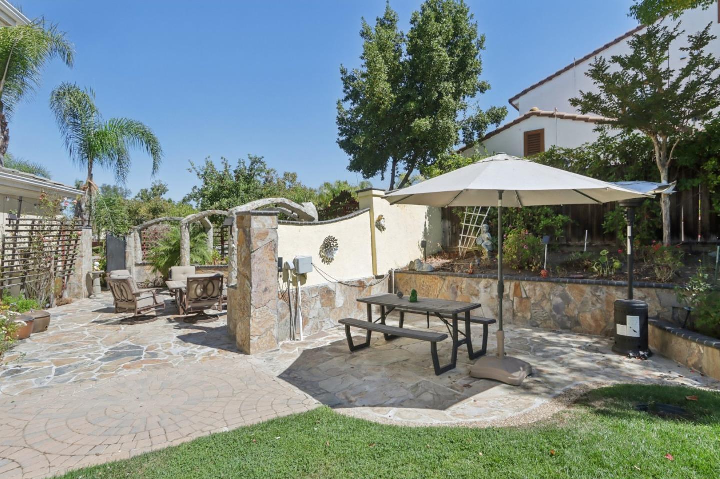Detail Gallery Image 45 of 112 For 2180 Bellington Ct, San Jose,  CA 95138 - 5 Beds | 3/1 Baths