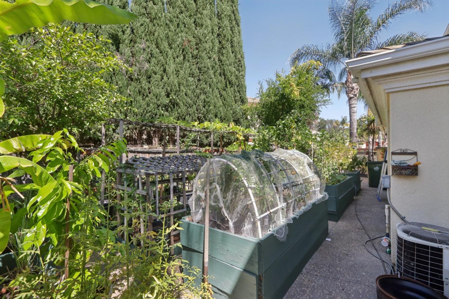 Detail Gallery Image 58 of 112 For 2180 Bellington Ct, San Jose,  CA 95138 - 5 Beds | 3/1 Baths