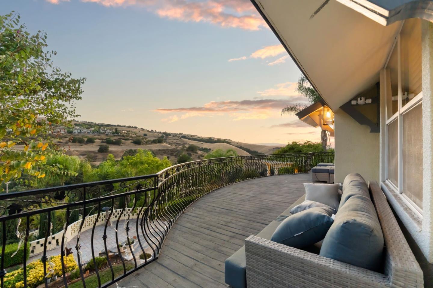 Detail Gallery Image 72 of 112 For 2180 Bellington Ct, San Jose,  CA 95138 - 5 Beds | 3/1 Baths