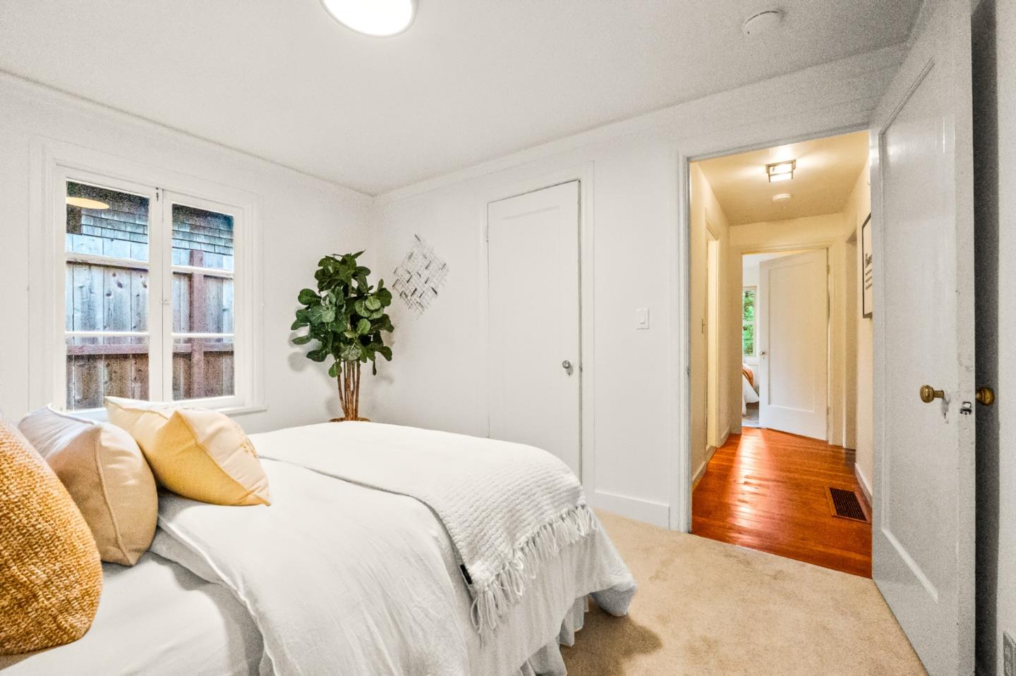 Detail Gallery Image 18 of 22 For 121 Skylonda Dr, Redwood City,  CA 94062 - 2 Beds | 1 Baths