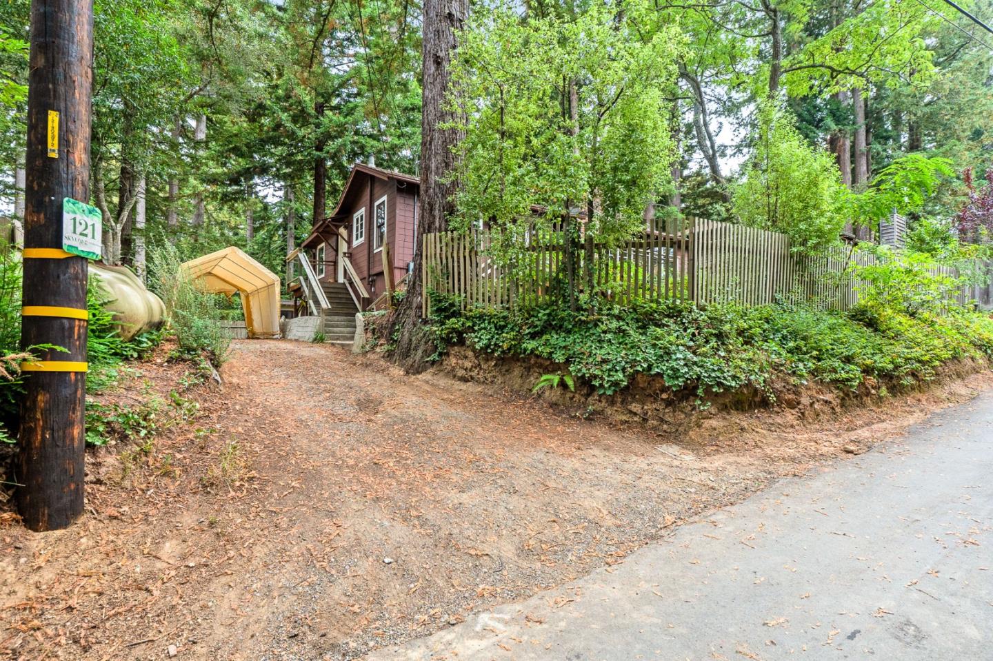 Detail Gallery Image 22 of 22 For 121 Skylonda Dr, Redwood City,  CA 94062 - 2 Beds | 1 Baths