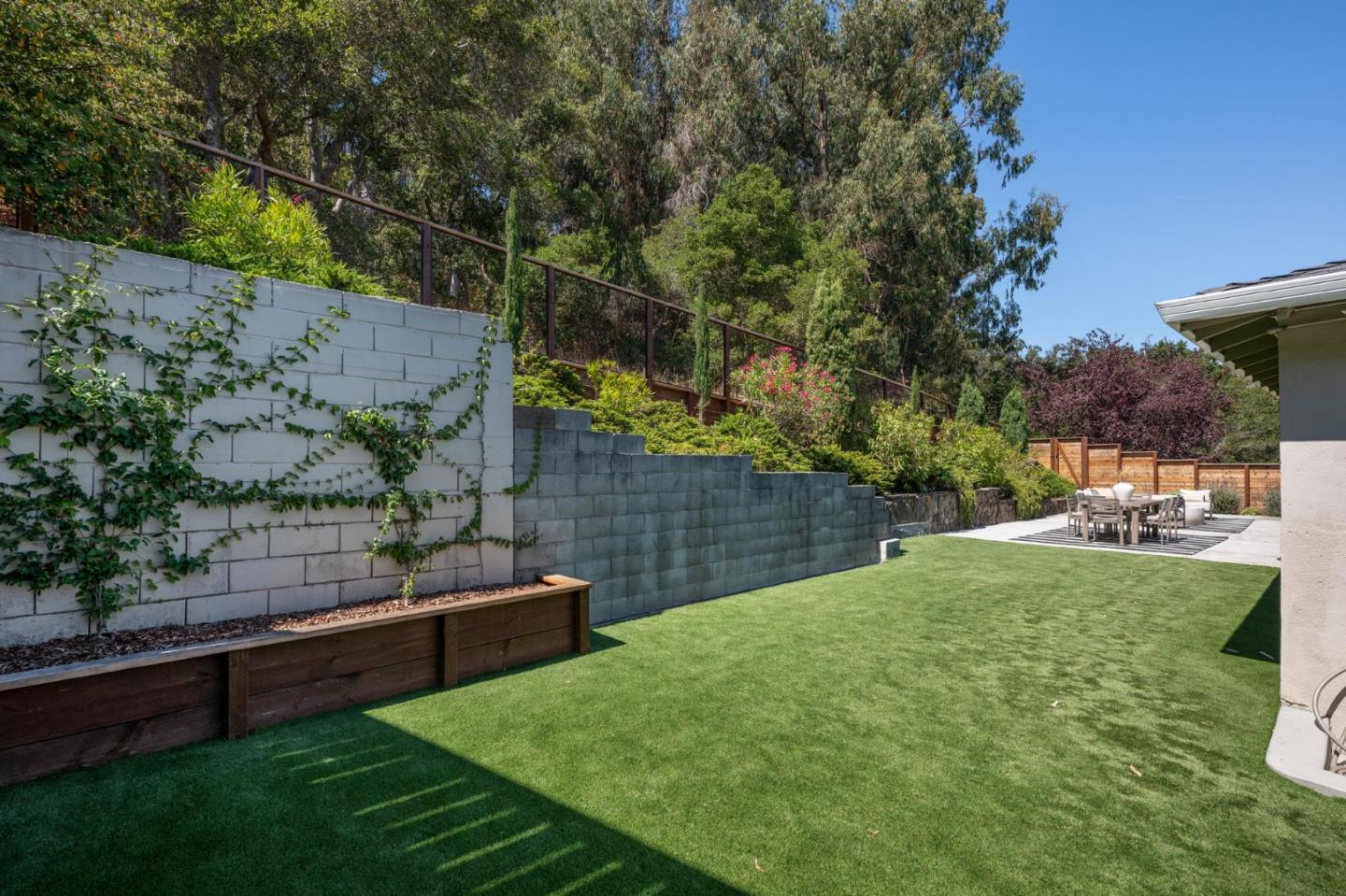 Detail Gallery Image 25 of 28 For 25 Bertocchi Ln, Millbrae,  CA 94030 - 4 Beds | 3 Baths