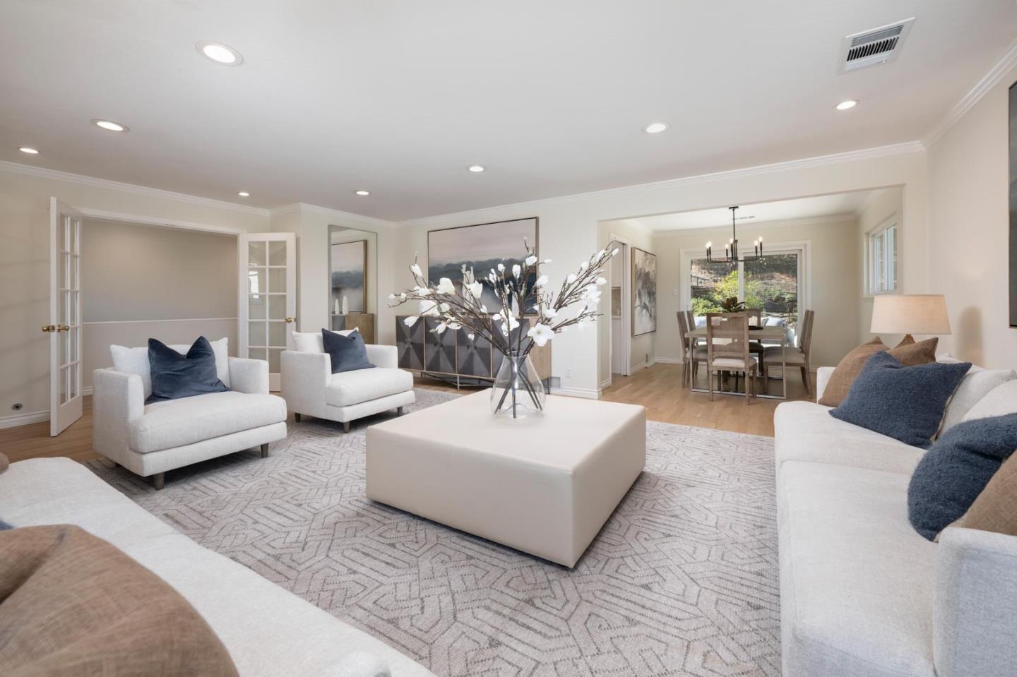 Detail Gallery Image 3 of 28 For 25 Bertocchi Ln, Millbrae,  CA 94030 - 4 Beds | 3 Baths