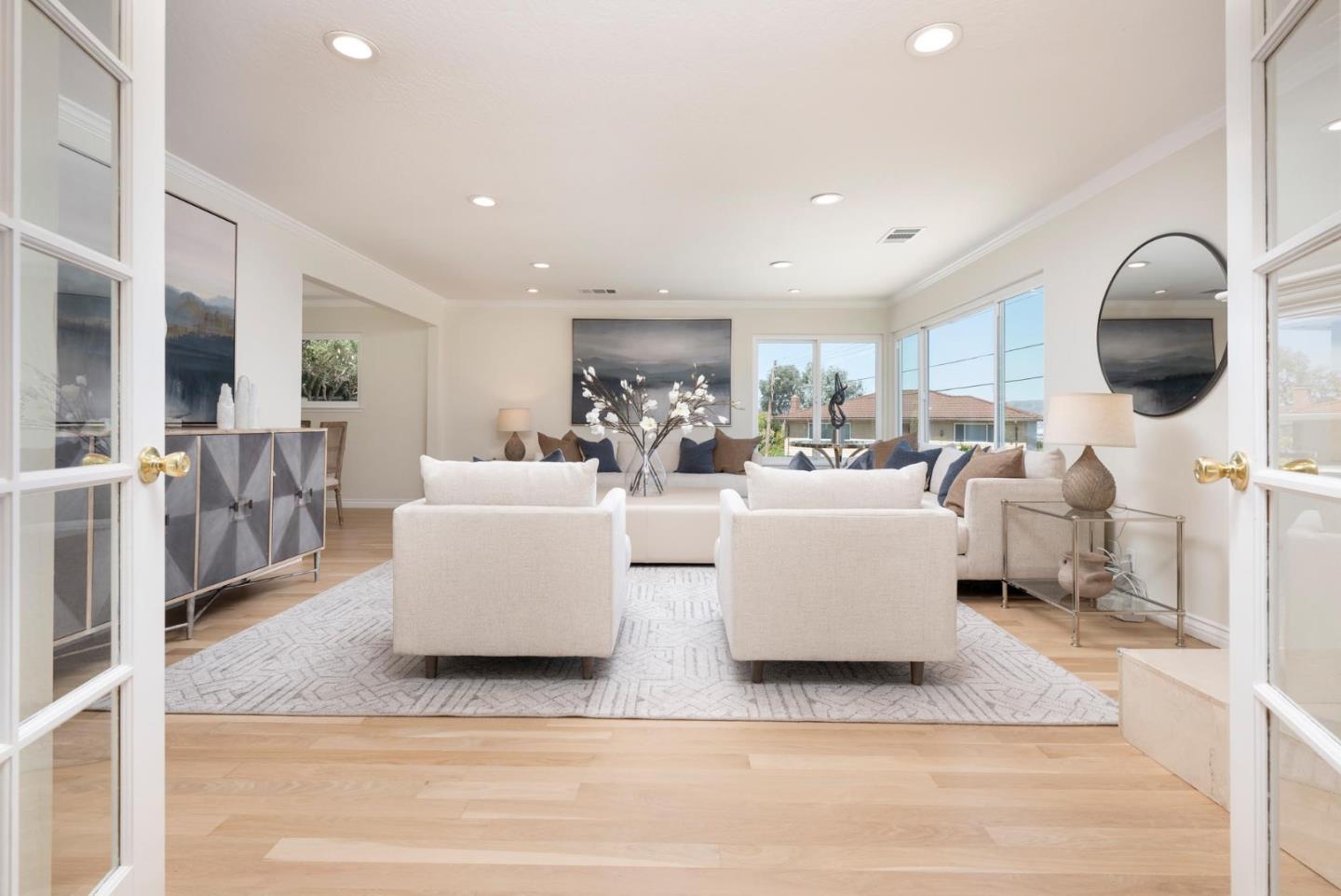 Detail Gallery Image 4 of 28 For 25 Bertocchi Ln, Millbrae,  CA 94030 - 4 Beds | 3 Baths