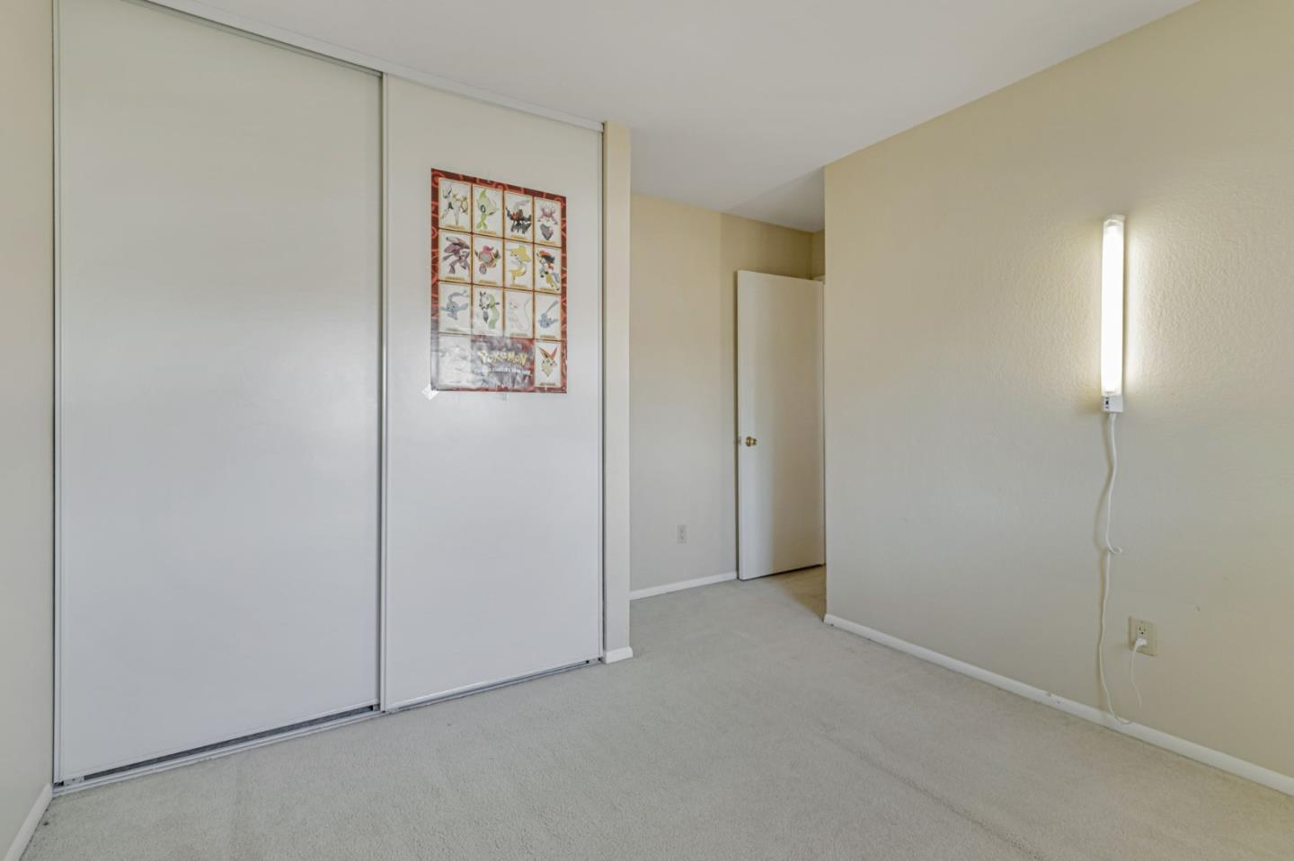 Detail Gallery Image 29 of 44 For 1981 Monterey Dr, Livermore,  CA 94551 - 4 Beds | 2/1 Baths