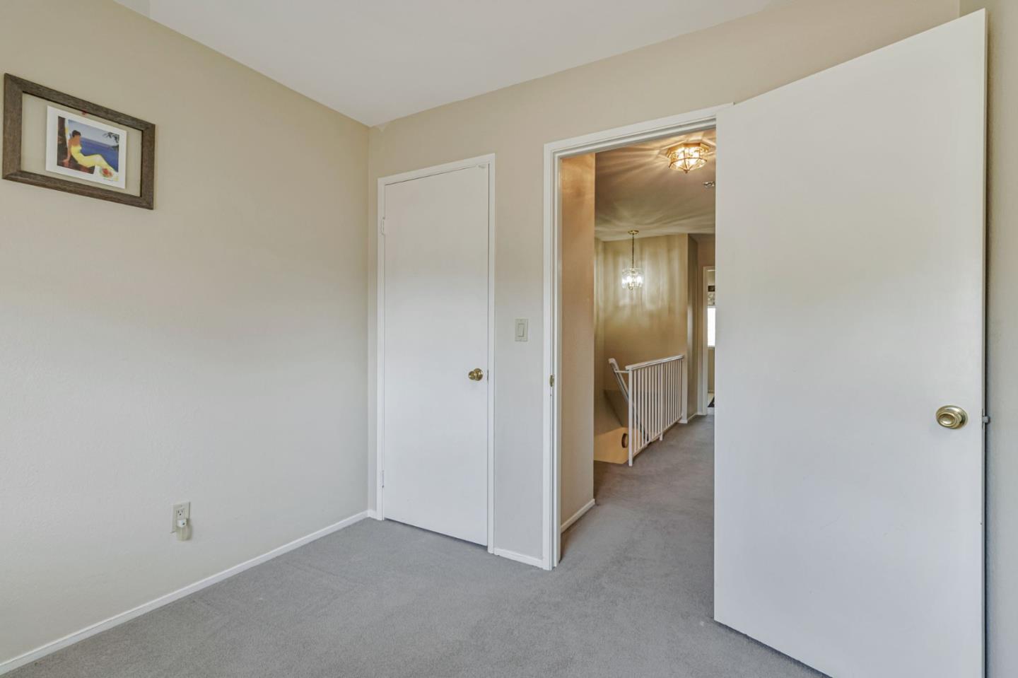 Detail Gallery Image 31 of 44 For 1981 Monterey Dr, Livermore,  CA 94551 - 4 Beds | 2/1 Baths