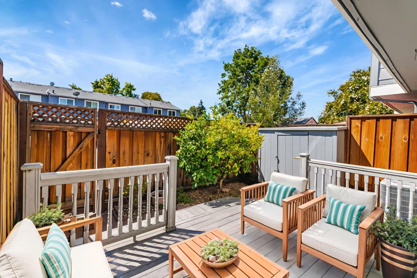Detail Gallery Image 38 of 44 For 1981 Monterey Dr, Livermore,  CA 94551 - 4 Beds | 2/1 Baths