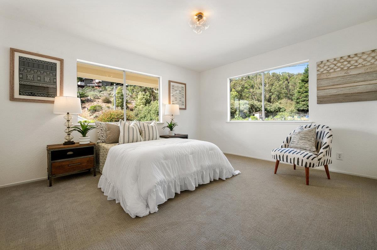 Detail Gallery Image 20 of 41 For 422 Santa Maria Ave, El Granada,  CA 94018 - 4 Beds | 3 Baths