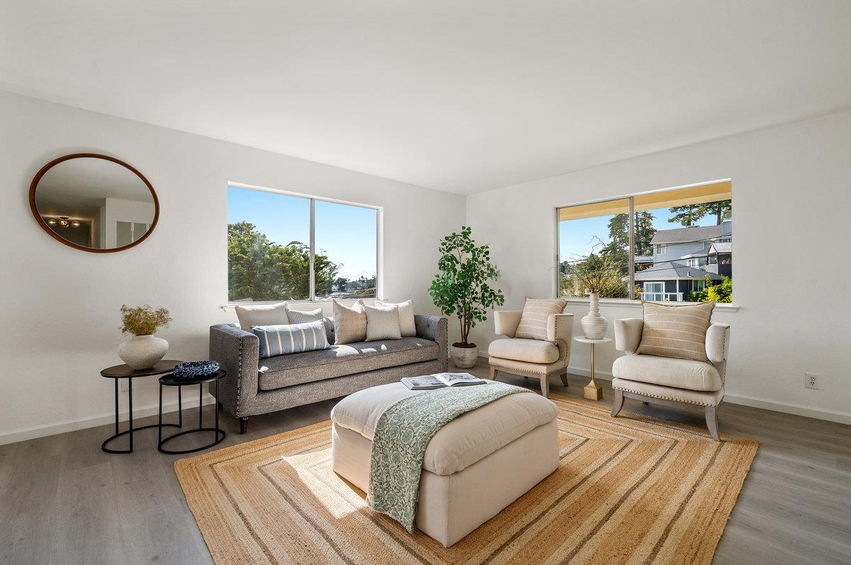 Detail Gallery Image 5 of 41 For 422 Santa Maria Ave, El Granada,  CA 94018 - 4 Beds | 3 Baths