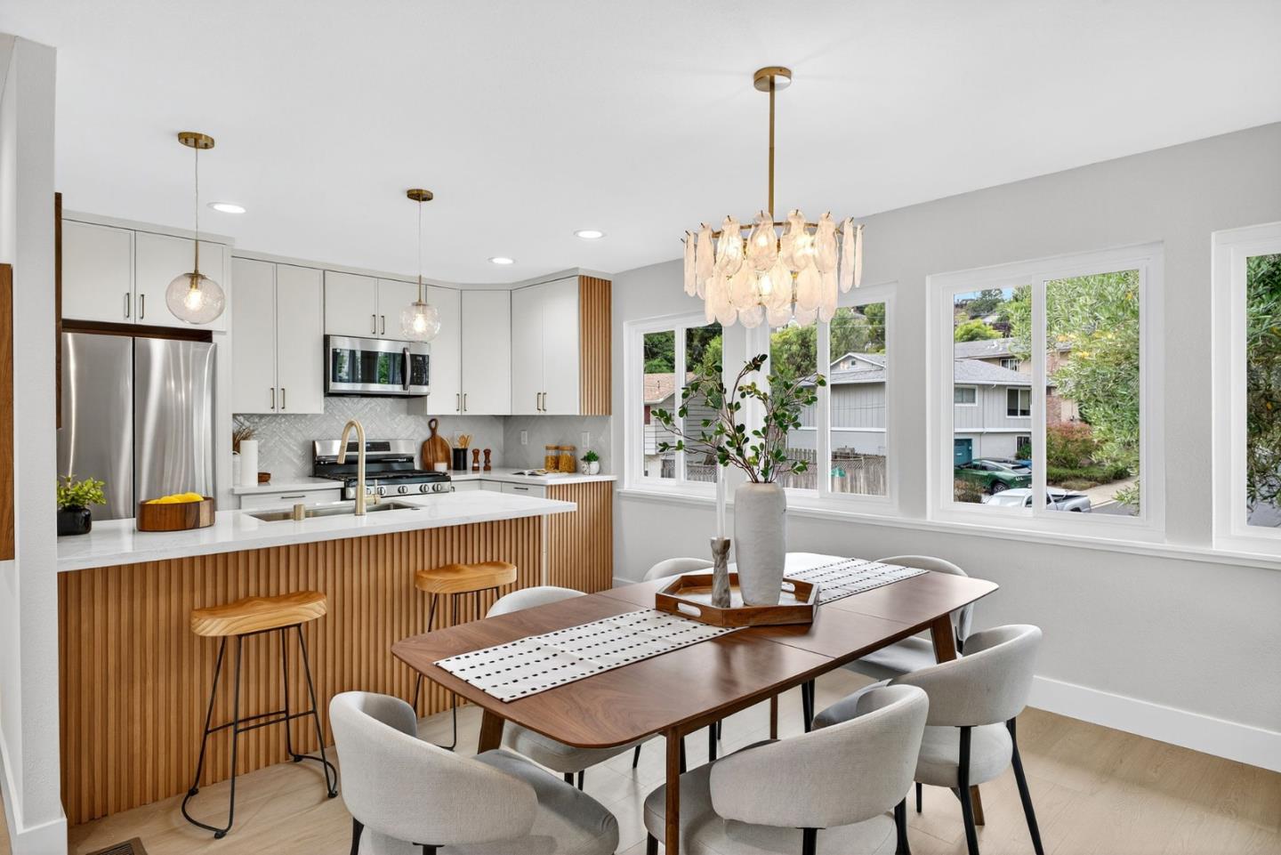 Detail Gallery Image 11 of 38 For 1124 Mason Dr, Pacifica,  CA 94044 - 3 Beds | 2 Baths