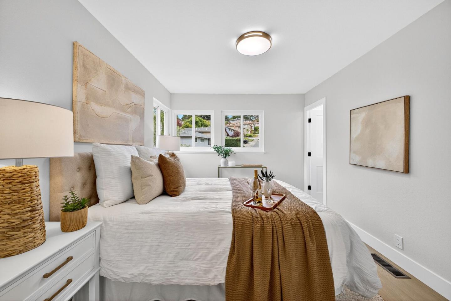 Detail Gallery Image 17 of 38 For 1124 Mason Dr, Pacifica,  CA 94044 - 3 Beds | 2 Baths