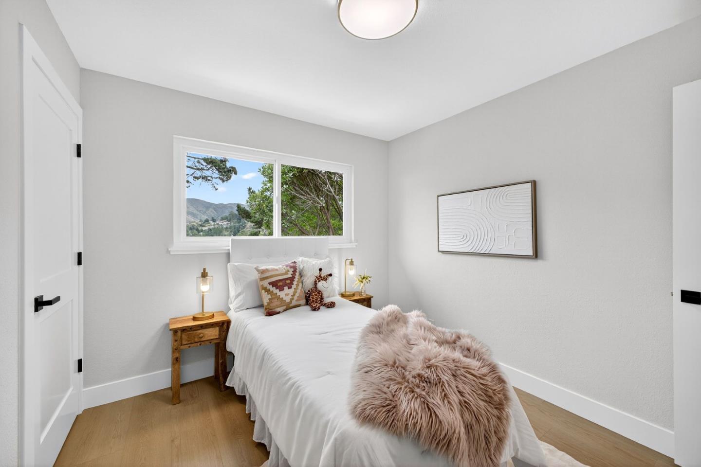 Detail Gallery Image 22 of 38 For 1124 Mason Dr, Pacifica,  CA 94044 - 3 Beds | 2 Baths