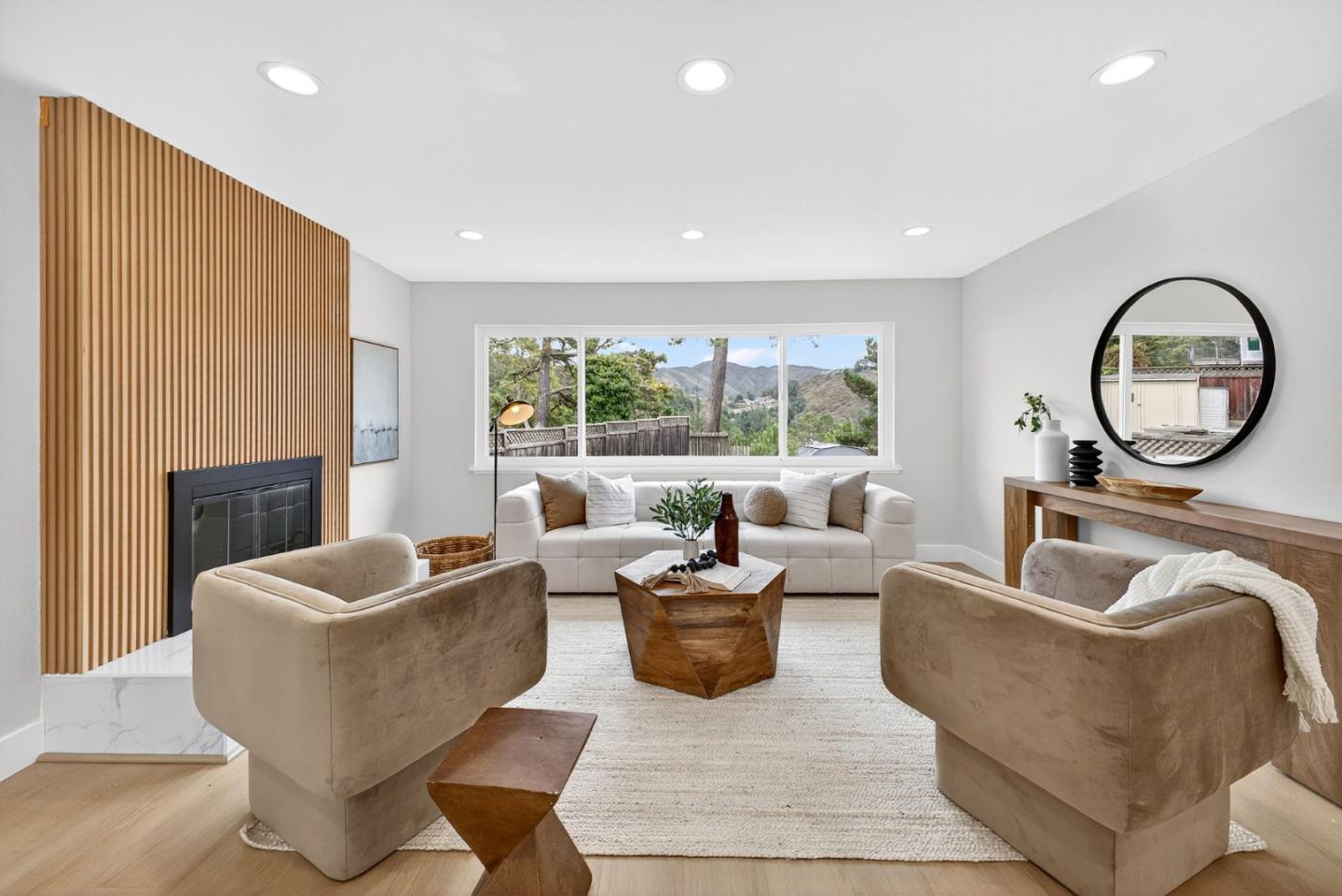 Detail Gallery Image 7 of 38 For 1124 Mason Dr, Pacifica,  CA 94044 - 3 Beds | 2 Baths