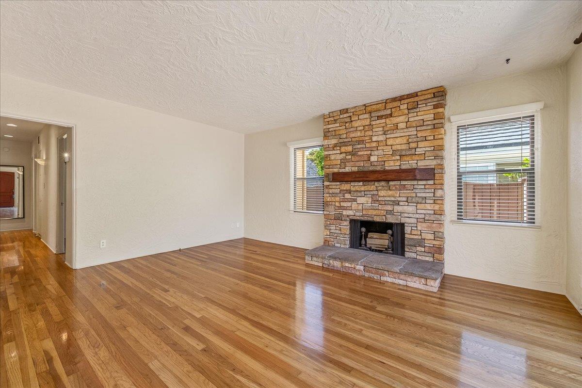 Detail Gallery Image 29 of 89 For 26 Willow St, Salinas,  CA 93901 - 4 Beds | 2 Baths