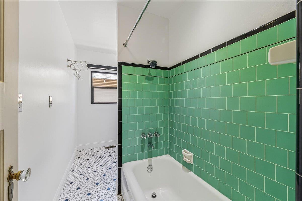 Detail Gallery Image 38 of 89 For 26 Willow St, Salinas,  CA 93901 - 4 Beds | 2 Baths