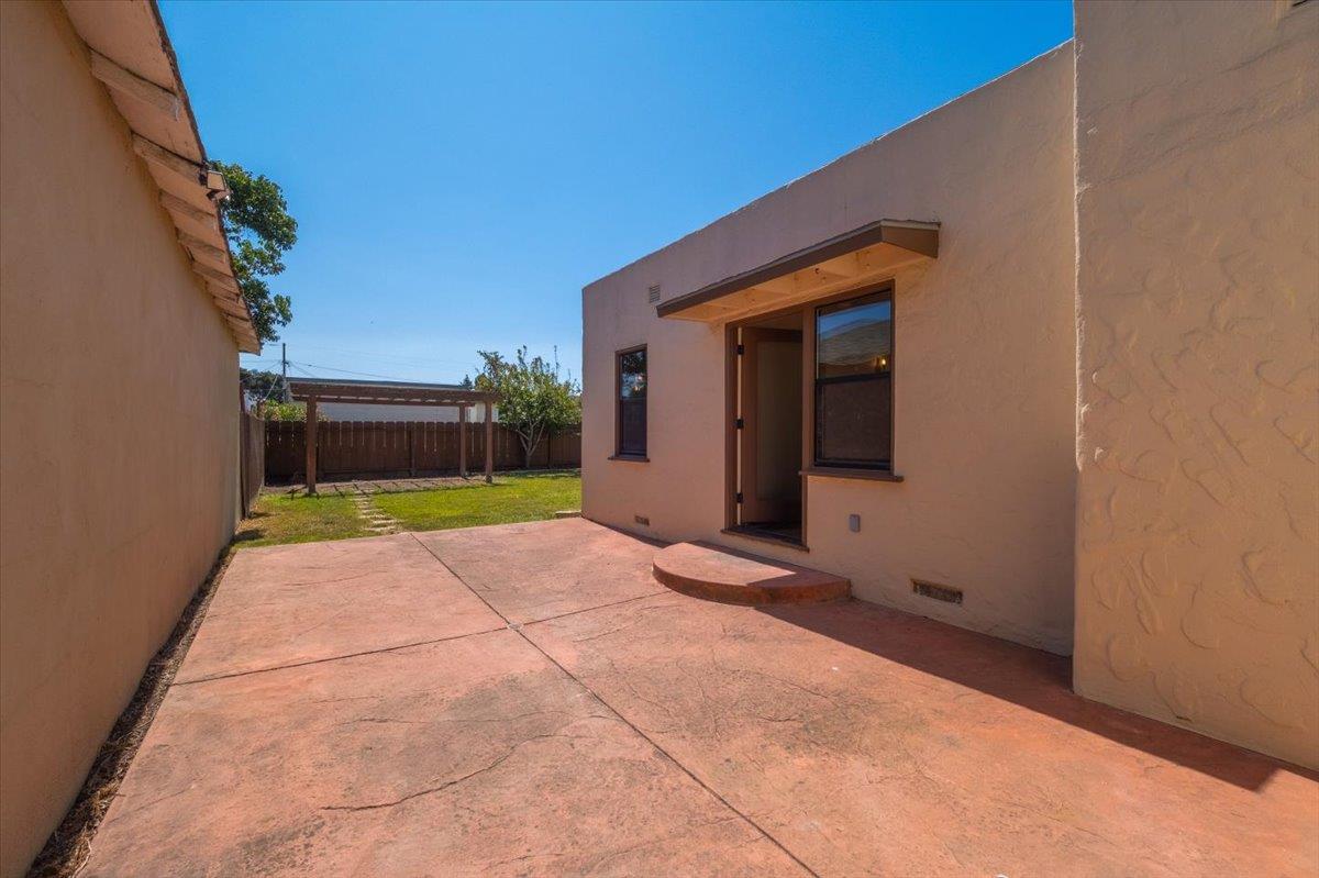 Detail Gallery Image 49 of 89 For 26 Willow St, Salinas,  CA 93901 - 4 Beds | 2 Baths