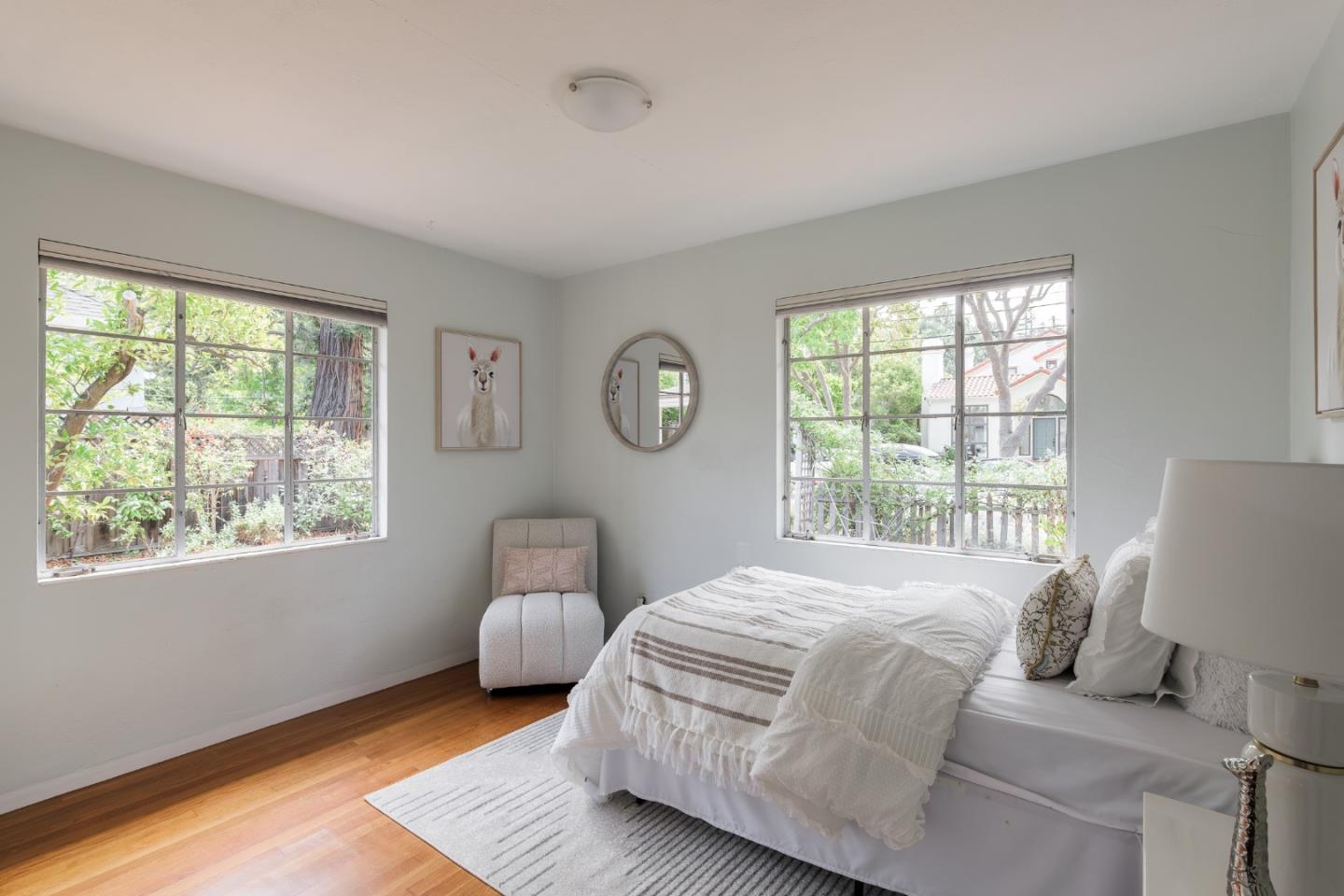 Detail Gallery Image 11 of 23 For 1409 Parkinson Ave, Palo Alto,  CA 94301 - 3 Beds | 2 Baths