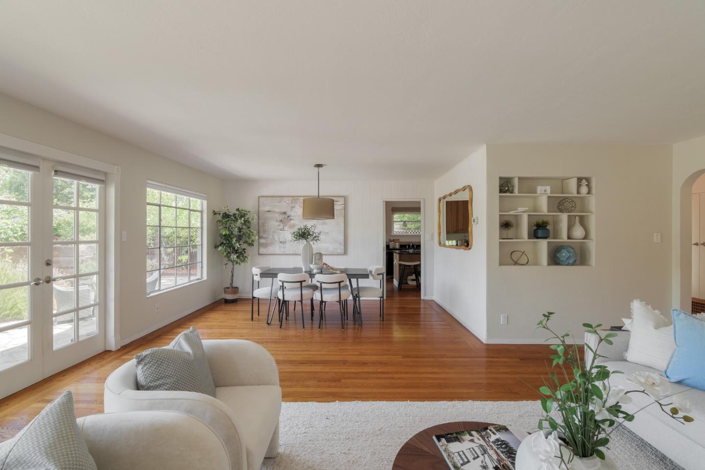 Detail Gallery Image 3 of 23 For 1409 Parkinson Ave, Palo Alto,  CA 94301 - 3 Beds | 2 Baths