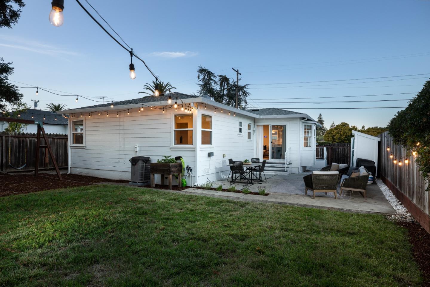 Detail Gallery Image 15 of 23 For 274 Roble Ave, Redwood City,  CA 94061 - 2 Beds | 1 Baths
