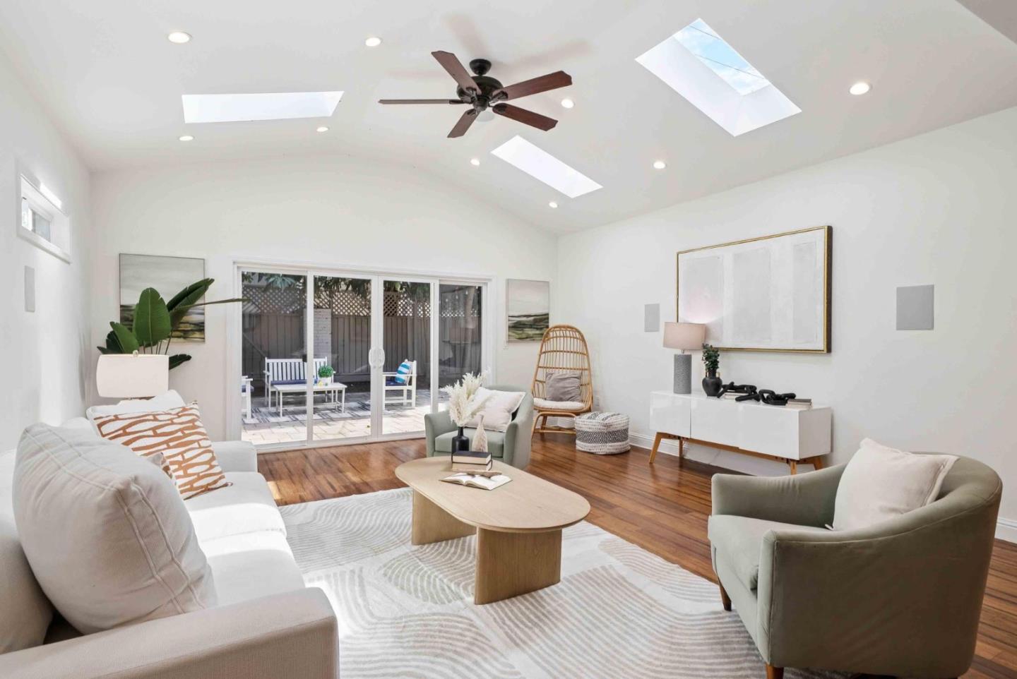 Detail Gallery Image 11 of 21 For 2530 Forbes Ave, Santa Clara,  CA 95050 - 3 Beds | 2 Baths