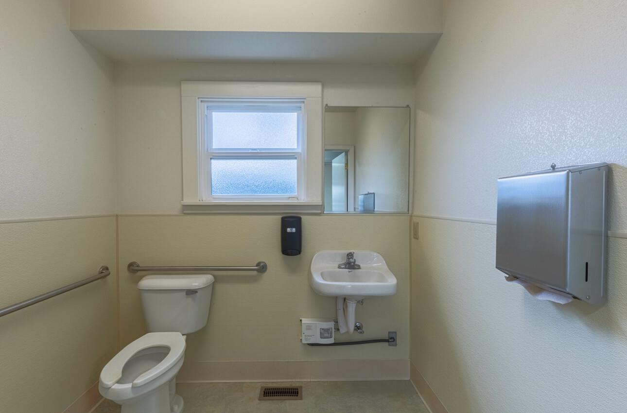 Detail Gallery Image 20 of 24 For 40 Winham St, Salinas,  CA 93901 - – Beds | – Baths