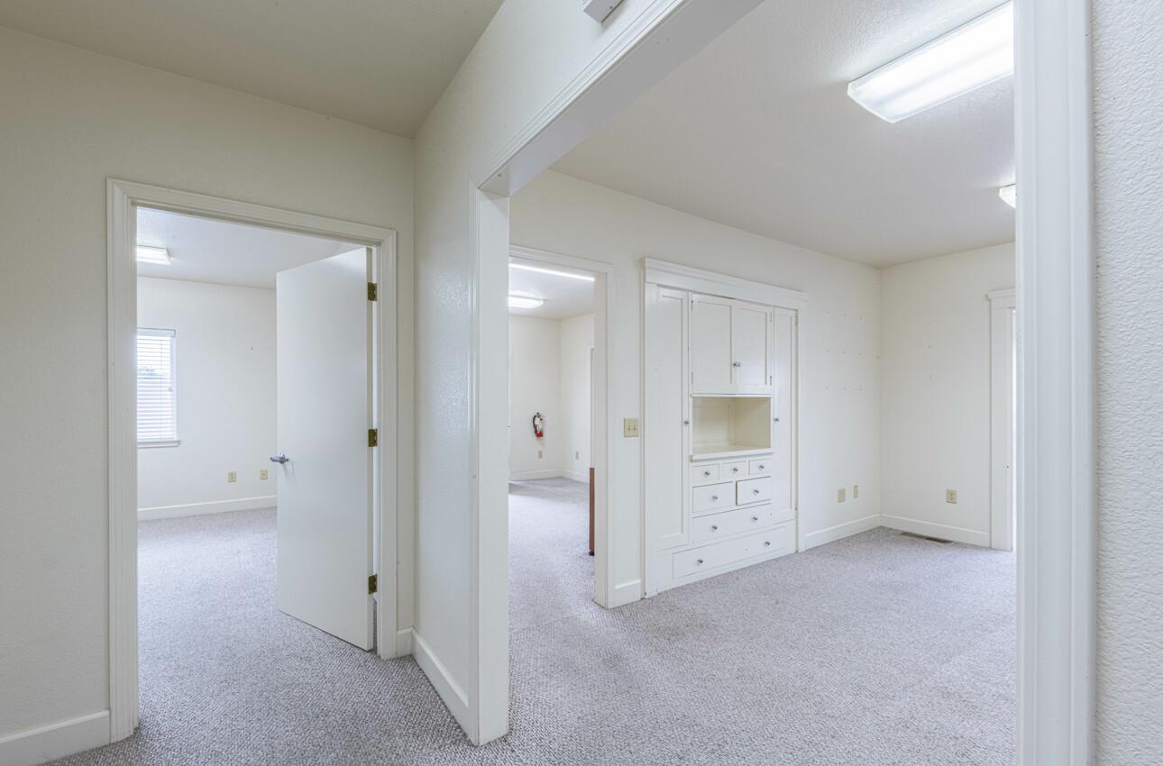 Detail Gallery Image 8 of 24 For 40 Winham St, Salinas,  CA 93901 - – Beds | – Baths