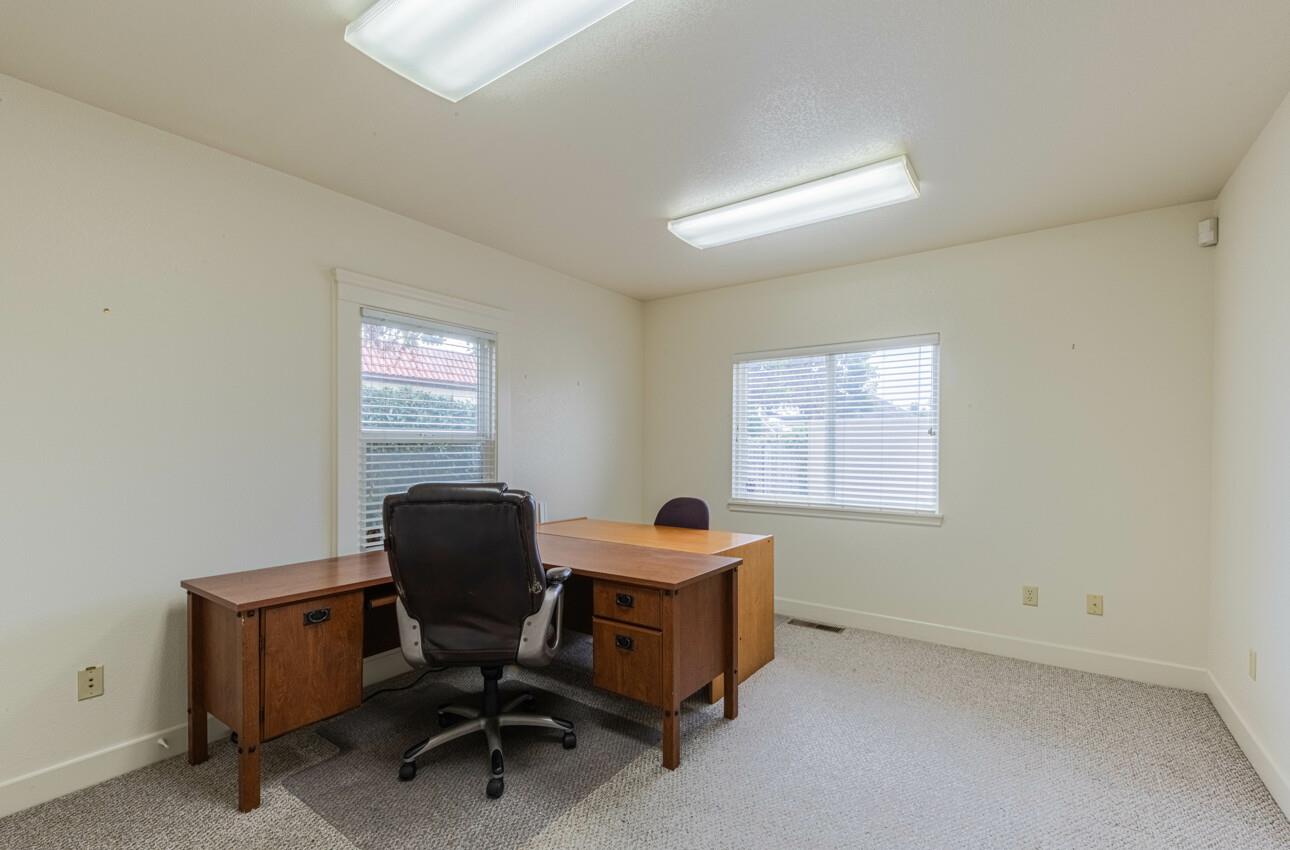 Detail Gallery Image 9 of 24 For 40 Winham St, Salinas,  CA 93901 - – Beds | – Baths