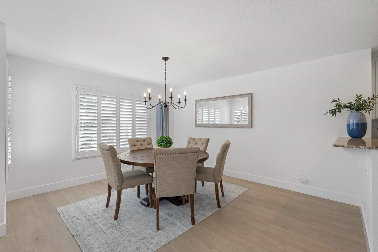 Detail Gallery Image 12 of 49 For 507 via Sorrento, Morgan Hill,  CA 95037 - 3 Beds | 2/1 Baths