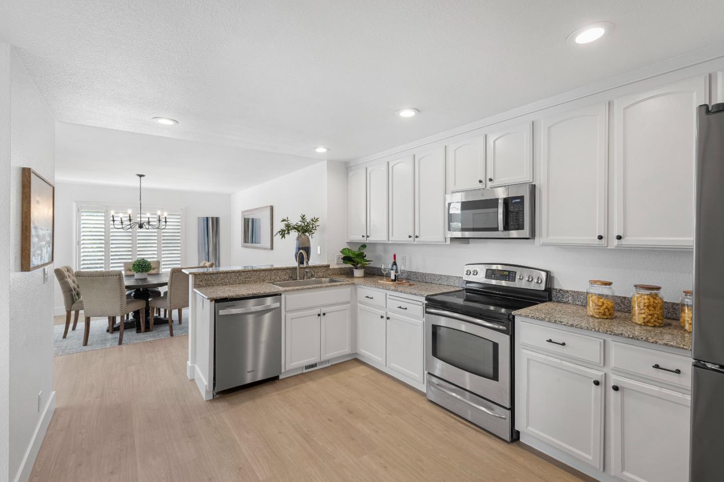Detail Gallery Image 18 of 49 For 507 via Sorrento, Morgan Hill,  CA 95037 - 3 Beds | 2/1 Baths