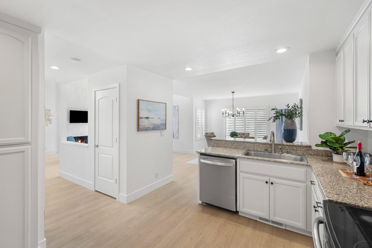 Detail Gallery Image 19 of 49 For 507 via Sorrento, Morgan Hill,  CA 95037 - 3 Beds | 2/1 Baths