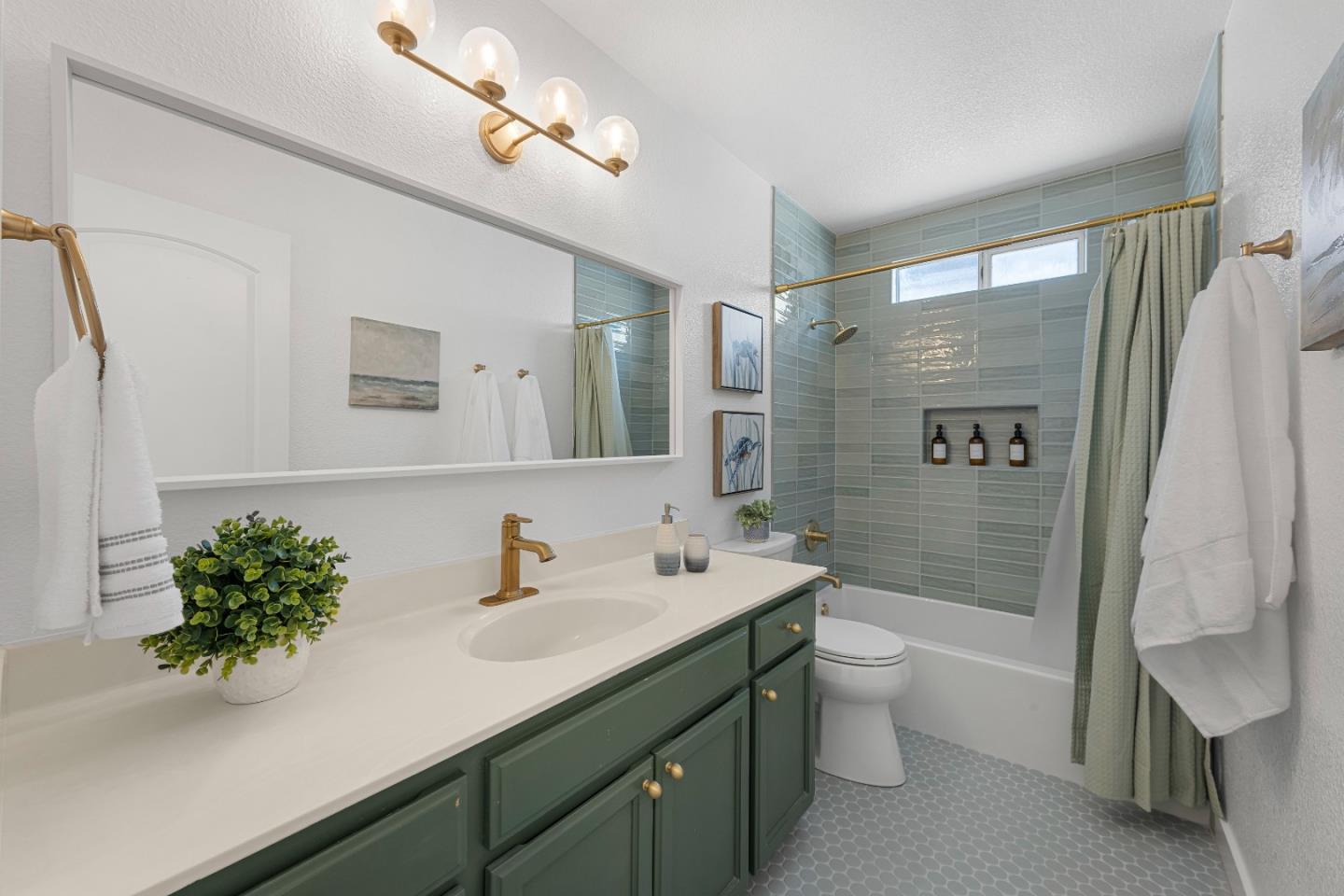 Detail Gallery Image 32 of 49 For 507 via Sorrento, Morgan Hill,  CA 95037 - 3 Beds | 2/1 Baths