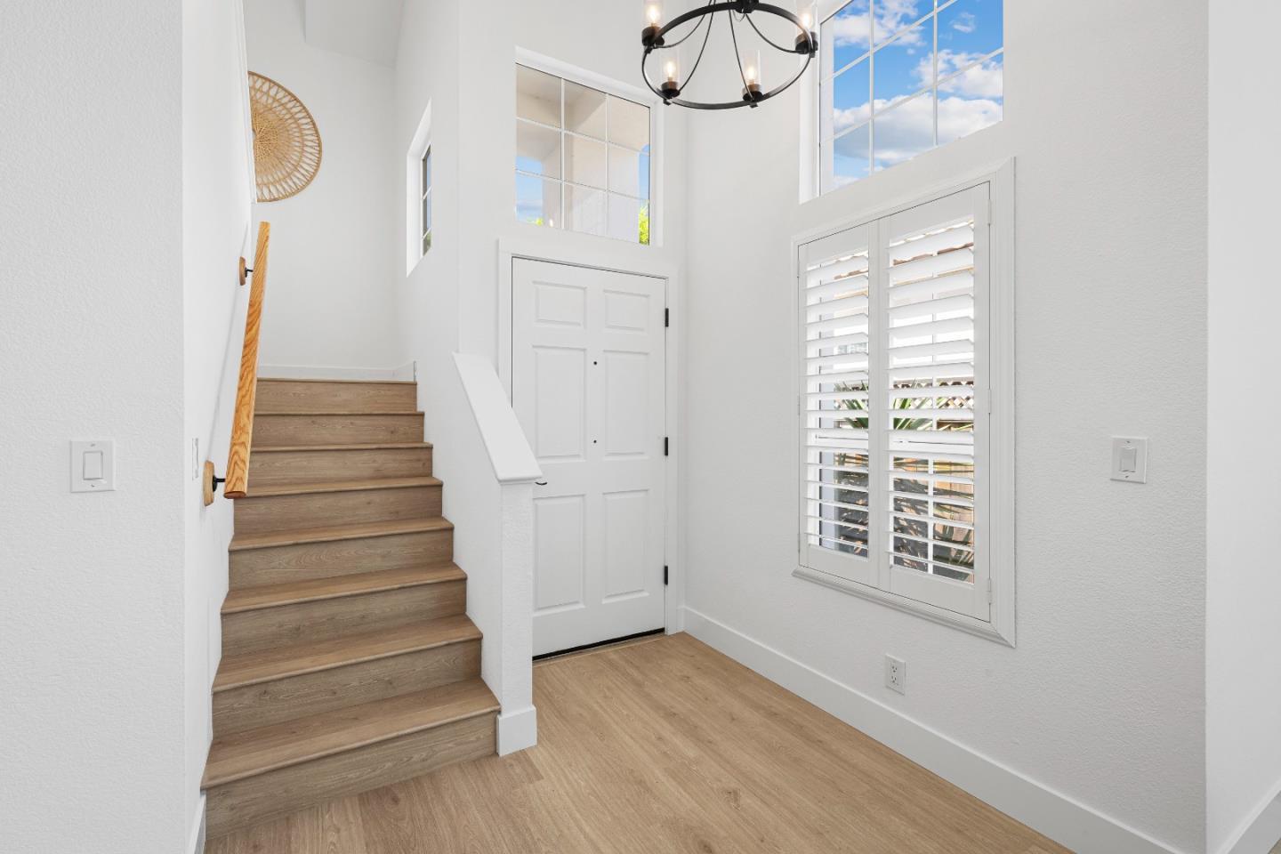 Detail Gallery Image 8 of 49 For 507 via Sorrento, Morgan Hill,  CA 95037 - 3 Beds | 2/1 Baths