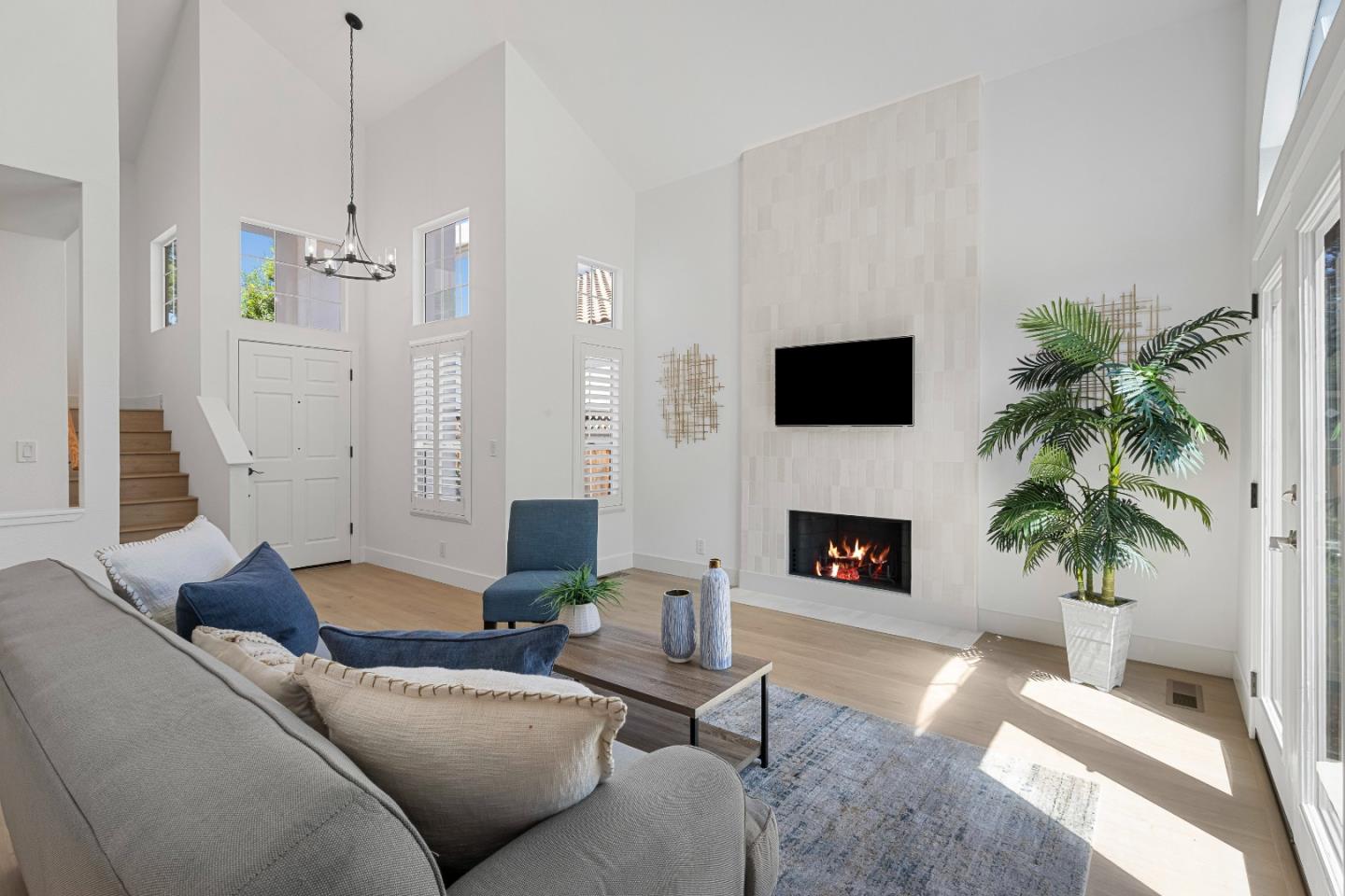 Detail Gallery Image 9 of 49 For 507 via Sorrento, Morgan Hill,  CA 95037 - 3 Beds | 2/1 Baths