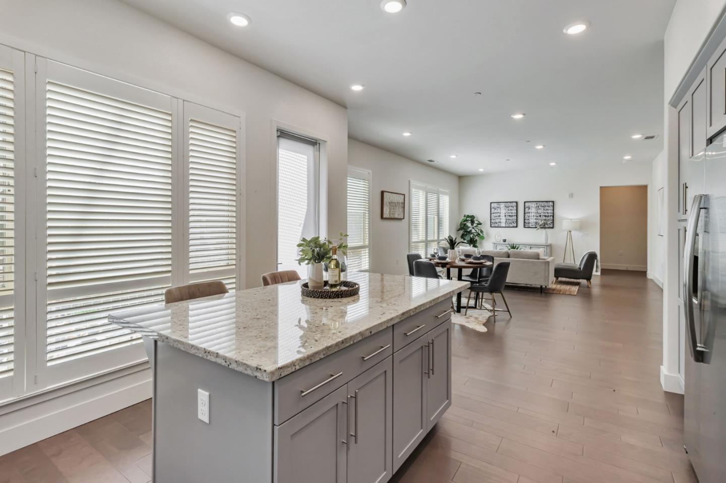 Detail Gallery Image 12 of 37 For 390 Riesling Ave #30,  Milpitas,  CA 95035 - 2 Beds | 2 Baths
