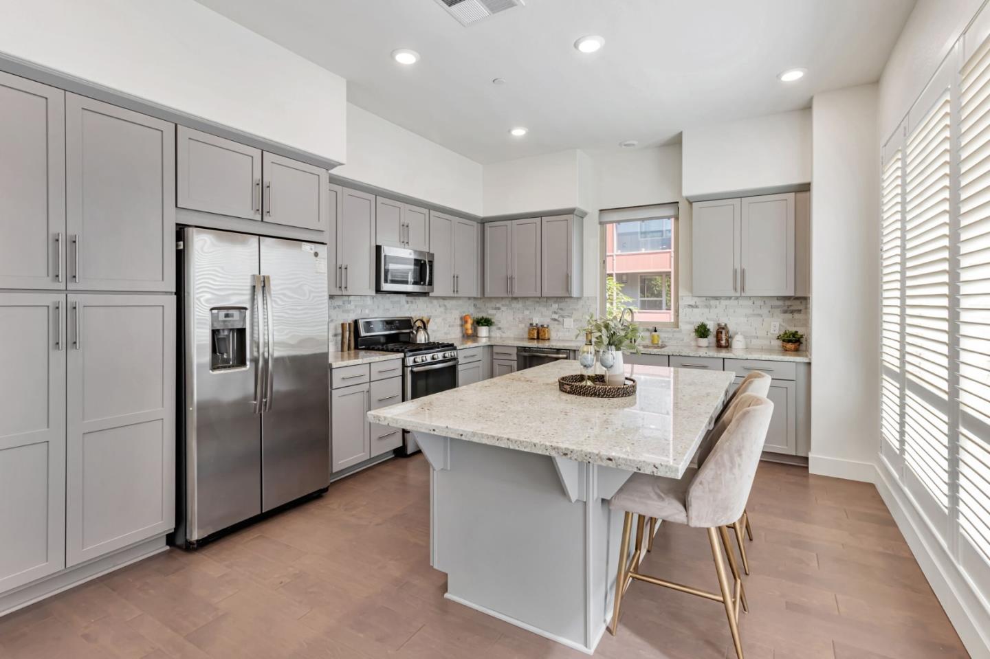 Detail Gallery Image 15 of 37 For 390 Riesling Ave #30,  Milpitas,  CA 95035 - 2 Beds | 2 Baths