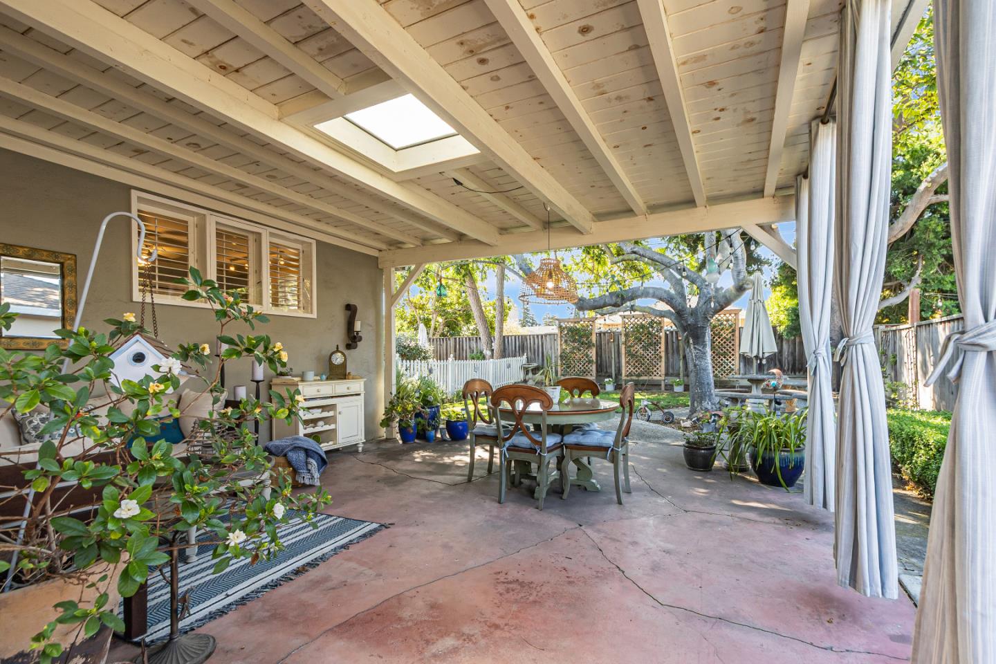 Detail Gallery Image 27 of 46 For 3344 Londonderry Pl, Santa Clara,  CA 95050 - 3 Beds | 2 Baths