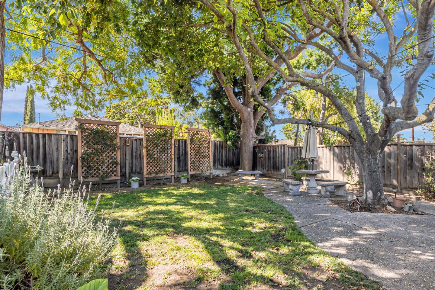 Detail Gallery Image 32 of 46 For 3344 Londonderry Pl, Santa Clara,  CA 95050 - 3 Beds | 2 Baths