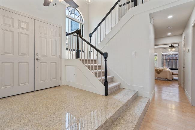 Detail Gallery Image 8 of 25 For 1231 Lerma Ln, Gilroy,  CA 95020 - 3 Beds | 2/1 Baths