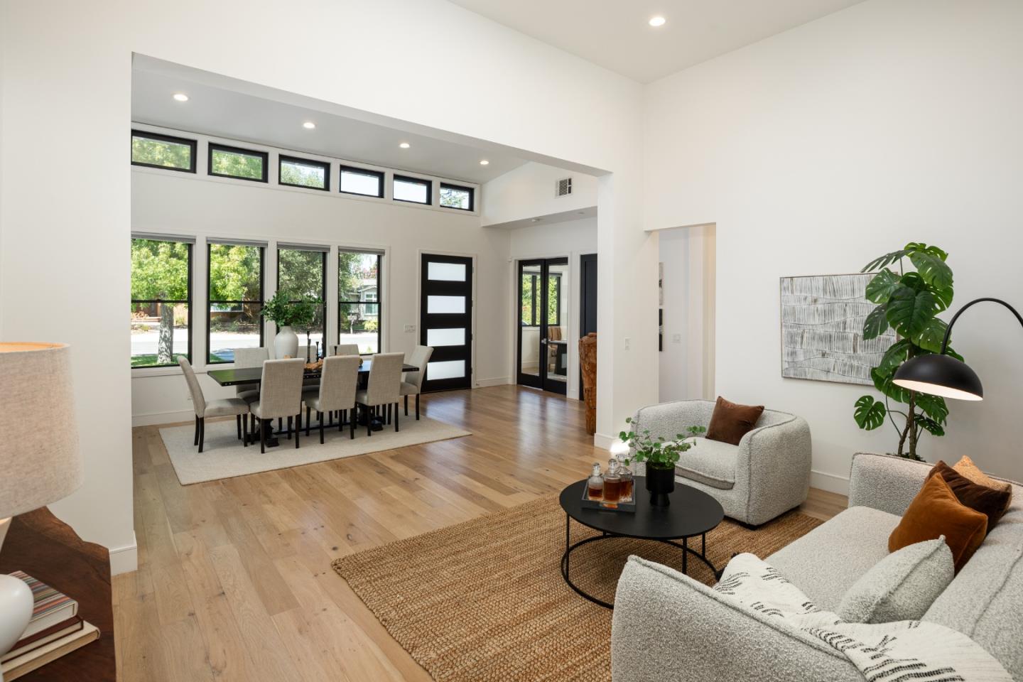Detail Gallery Image 4 of 28 For 941 Seena Ave, Los Altos,  CA 94024 - 5 Beds | 3/1 Baths