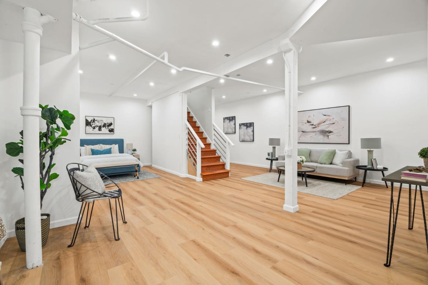 Detail Gallery Image 18 of 33 For 207 Edinburgh St, San Francisco,  CA 94112 - 2 Beds | 1 Baths