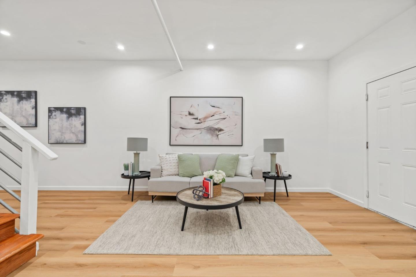 Detail Gallery Image 21 of 33 For 207 Edinburgh St, San Francisco,  CA 94112 - 2 Beds | 1 Baths