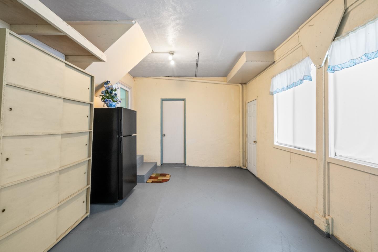 Detail Gallery Image 14 of 45 For 831 Byron Dr, South San Francisco,  CA 94080 - 4 Beds | 2 Baths