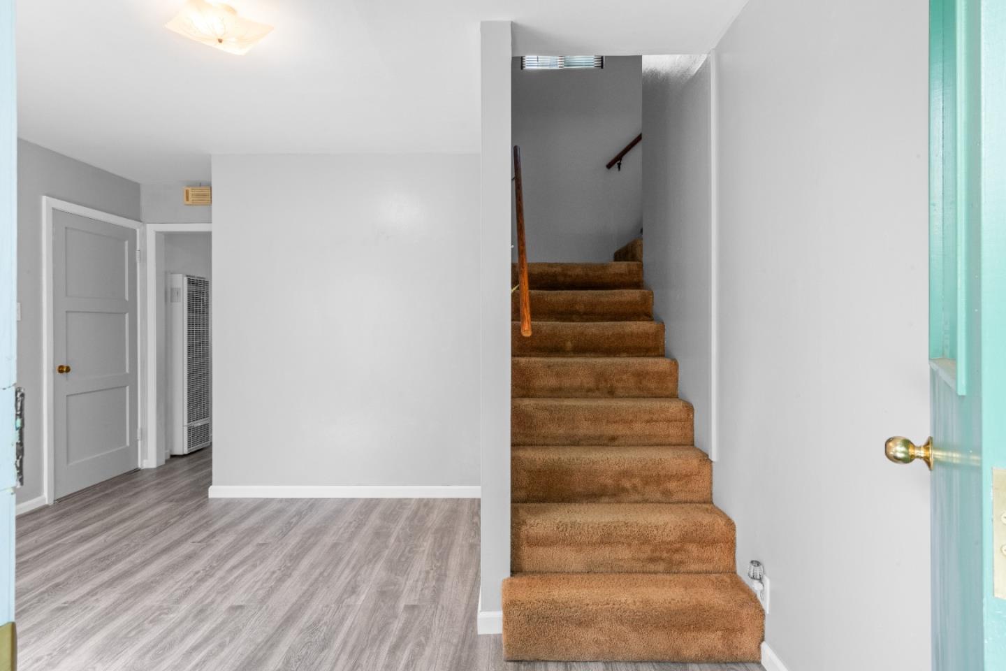 Detail Gallery Image 18 of 45 For 831 Byron Dr, South San Francisco,  CA 94080 - 4 Beds | 2 Baths