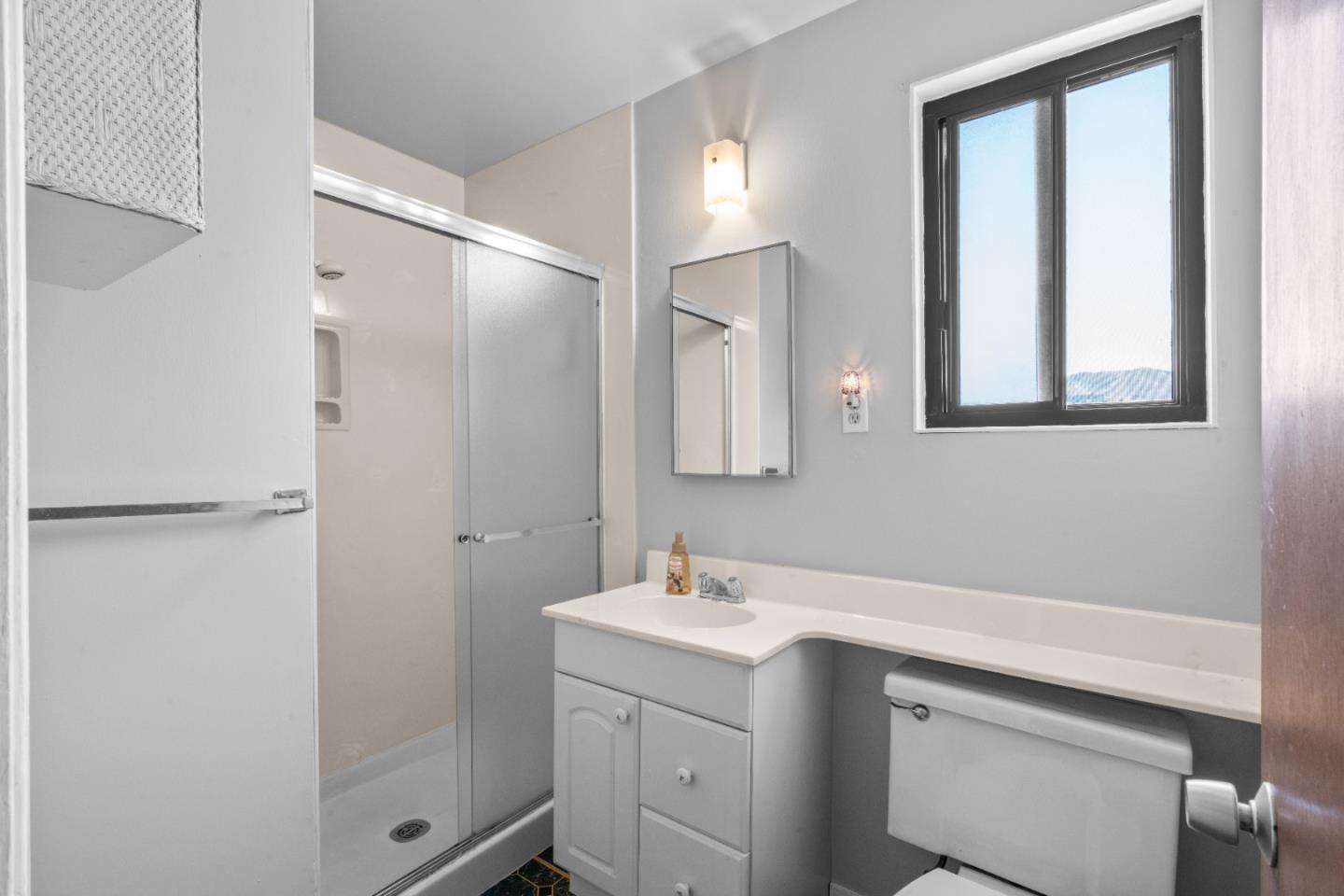 Detail Gallery Image 31 of 45 For 831 Byron Dr, South San Francisco,  CA 94080 - 4 Beds | 2 Baths